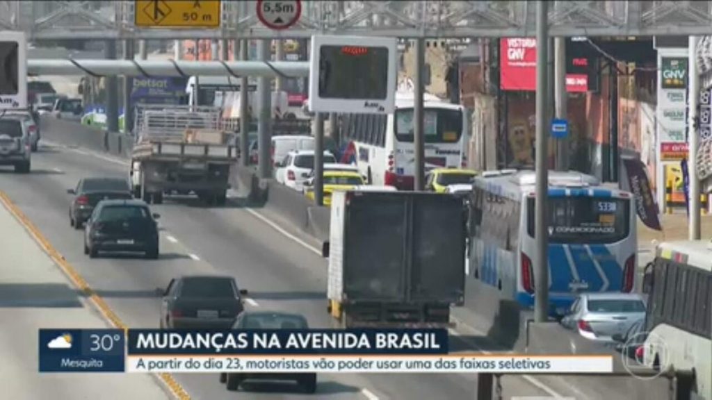 Faixa seletiva da Avenida Brasil é liberada para o trânsito nesta terça; veja regras