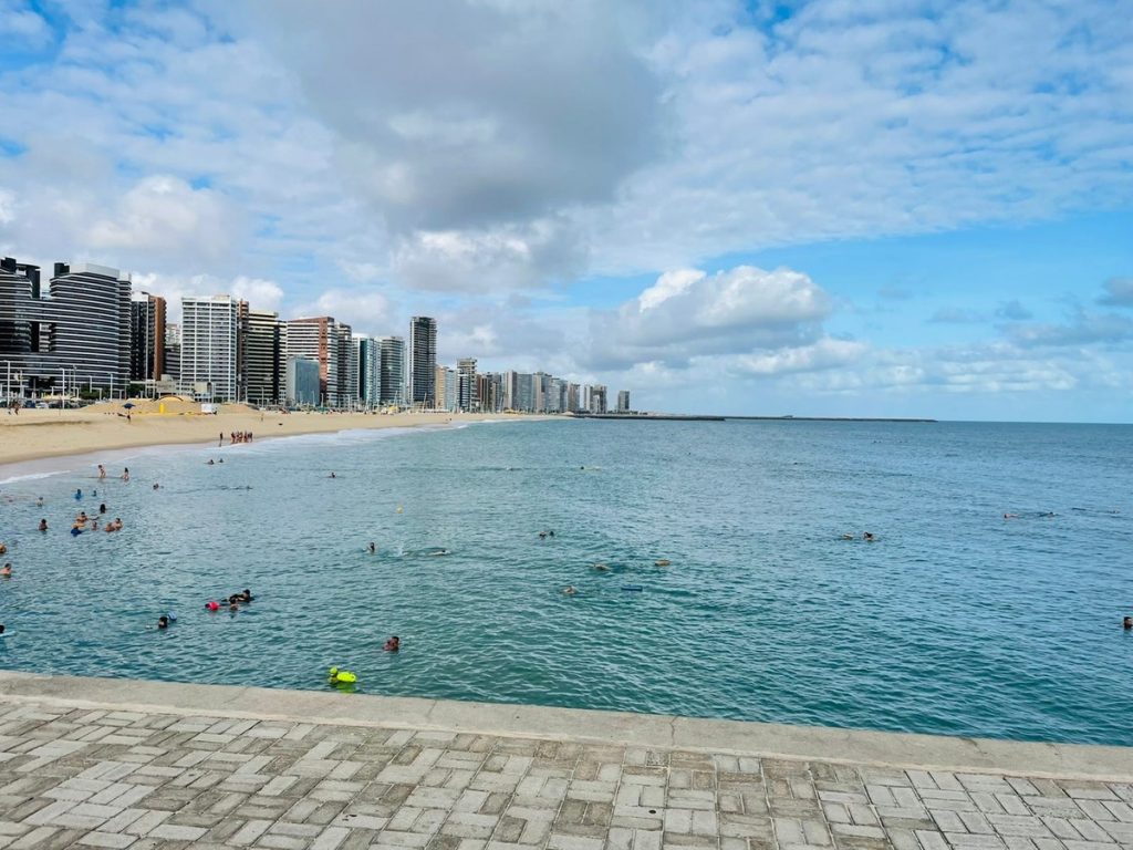 Fortaleza tem apenas 7 trechos de praia próprios para banho neste fim de semana; veja quais | Ceará