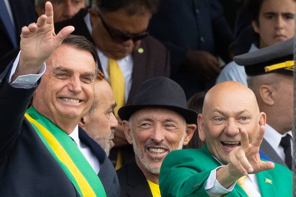 Bolsonaro e os empresários Luciano Hang e o dono da Mormaii